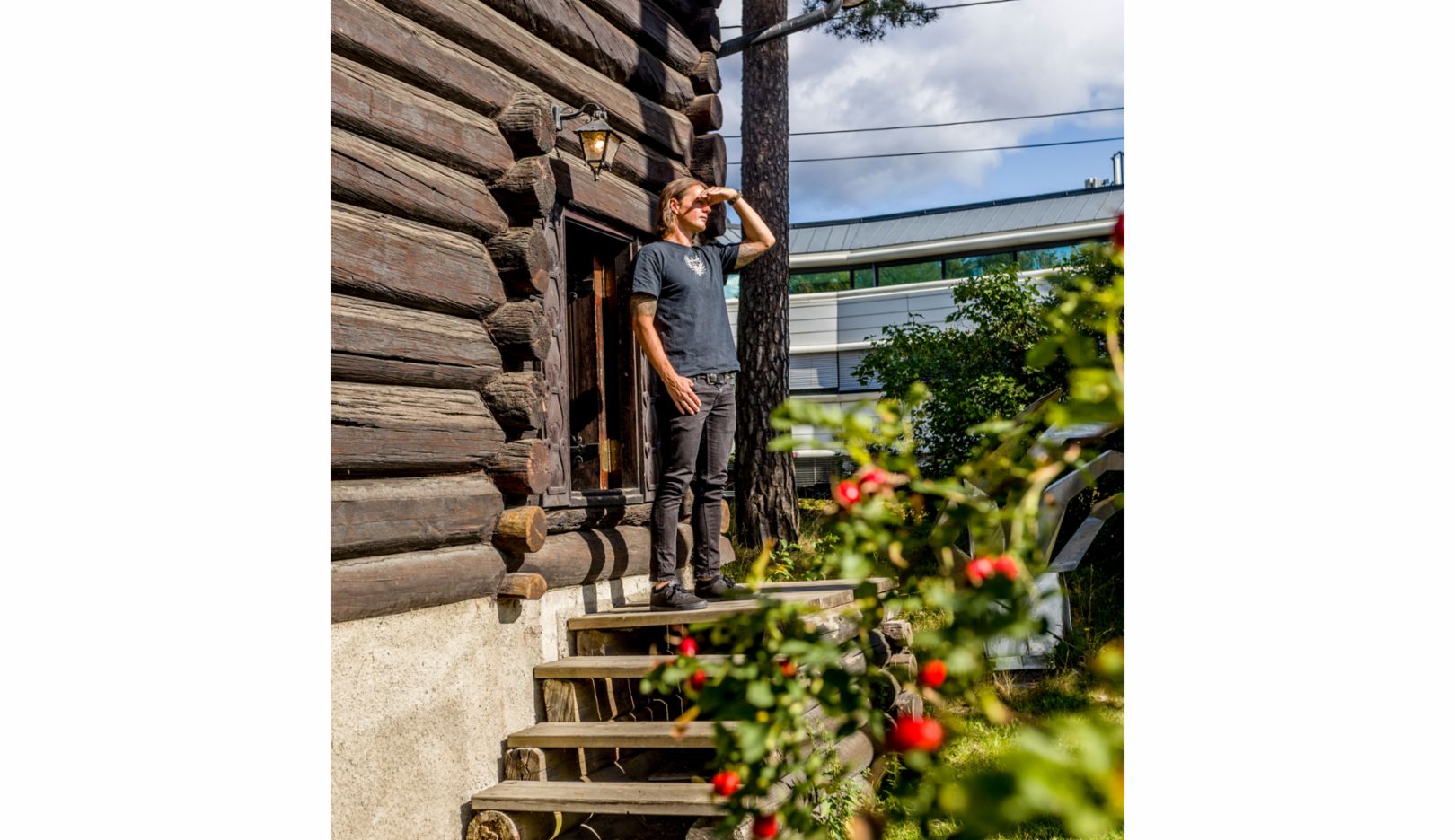 The old farmer’s cottage has it all: It hosts the high-tech recording studio in which Sigurd Wongraven is working on soundscapes for a special exhibition in Oslo’s Edvard Munch Museum. The Norwegian is known for being the front man of the black-metal band Satyricon.