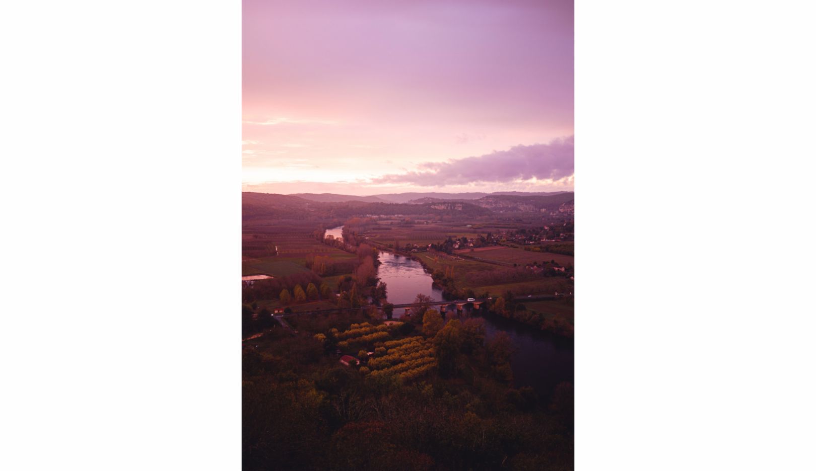 Entlang der Dordogne erwarten uns zahlreiche dieser eindrucksvollen Panoramen.