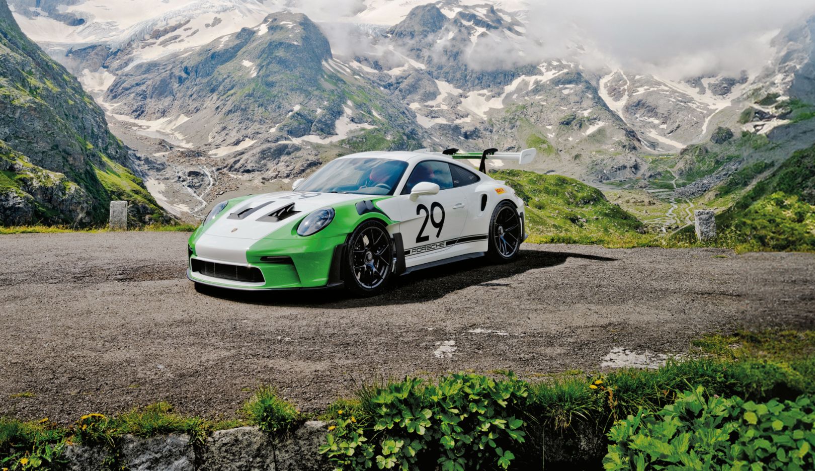 Le bon numéro : La 911 GT3 RS Jo Siffert arbore le numéro 29 avec lequel la 917 a fêté sa première victoire à Zeltweg.