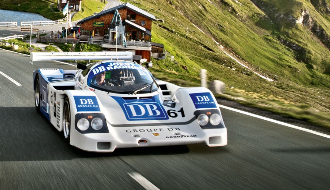 Porsche 962