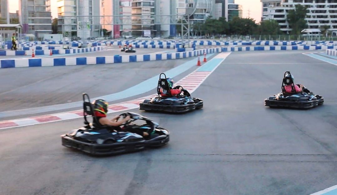 Impact Speed Park: „In elektrischen oder gasbetriebenen Karts kann man hier seine Fahrkünste schleifen.“