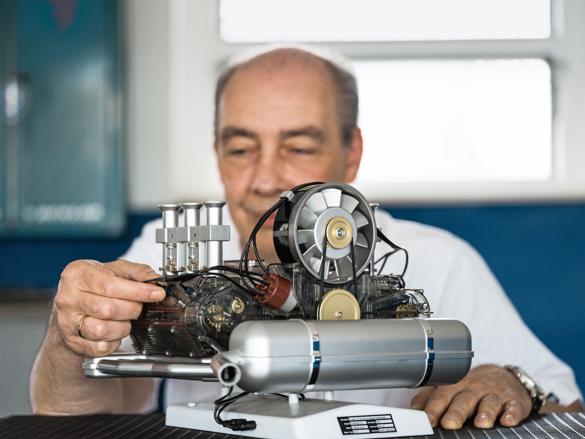 Maquette moteur 4 temps essence - Technologie Services